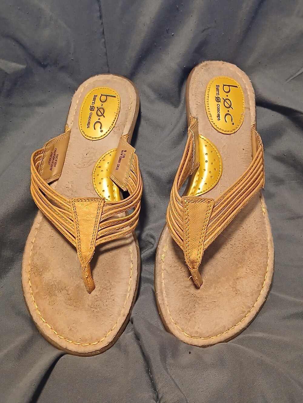 B.O.C. Born Concepts Yellow Gold Woven Multi-Strap Thong Sandals Sz 8 (072126B)